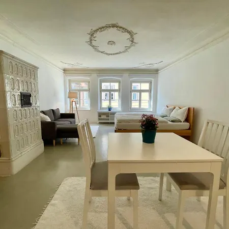 Lauben Old Town Апартаменти Больцано
